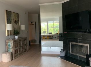 903 Kansas St #101, San Francisco, CA 94107