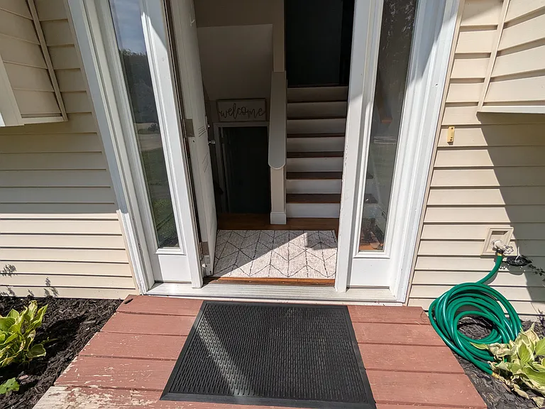 9 Smith Ave #A — Photo 6