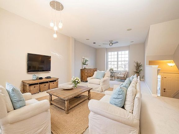 4th image of 4313 Timber Ridge Ct