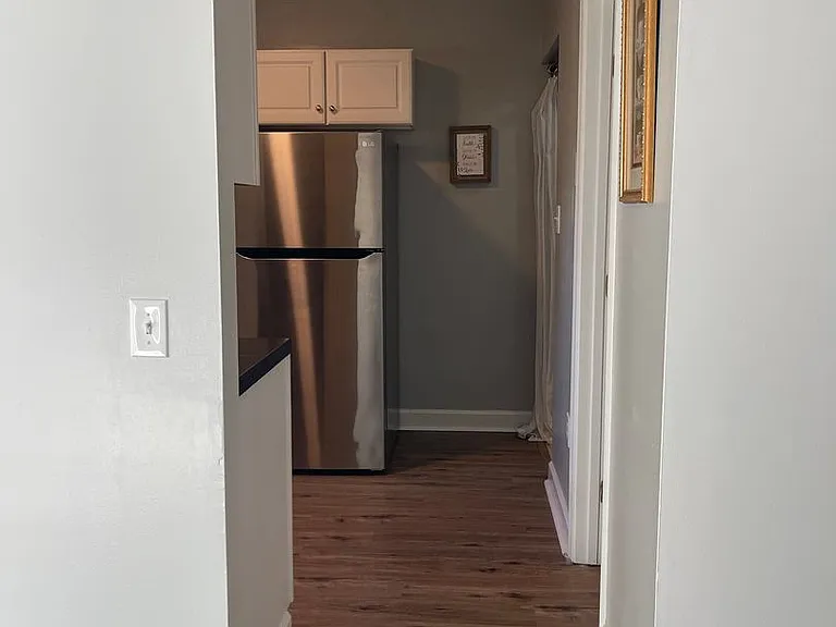 2224 Hamway Dr — Photo 3