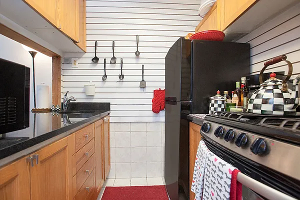 Sold by Kian Realty | media 15