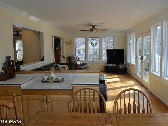 2nd image of 11903 Paradise Ln