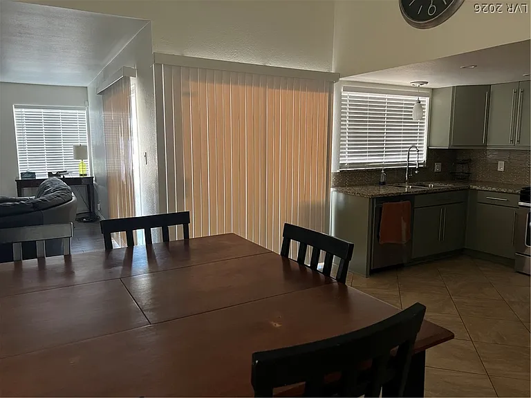 3956 Clear View Dr — Photo 53
