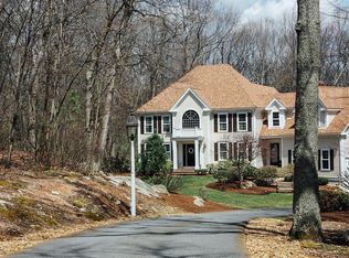 10 S Barn Rd, Hopkinton, MA 01748