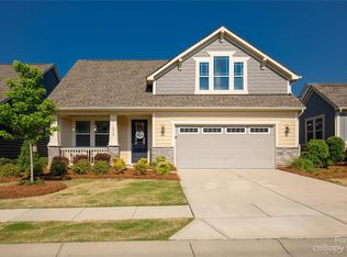 1510 Liberty Row Dr, Tega Cay, SC 29708