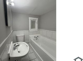 8104 Lucia Ave, Cleveland, OH 44104