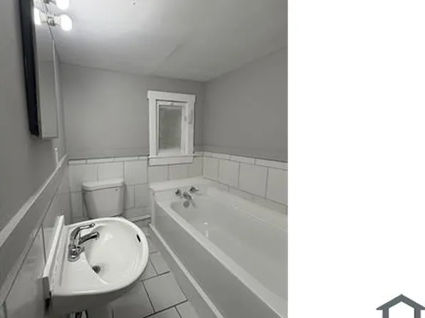 8104 Lucia Ave, Cleveland, OH 44104