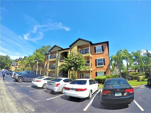 3rd image of 6059 Westgate Dr APT 424