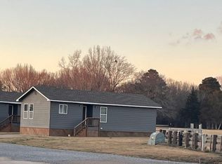 248 Graduate Hill Dr, Starkville, MS 39759