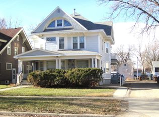 445 Colorado Ave SW, Huron, SD 57350