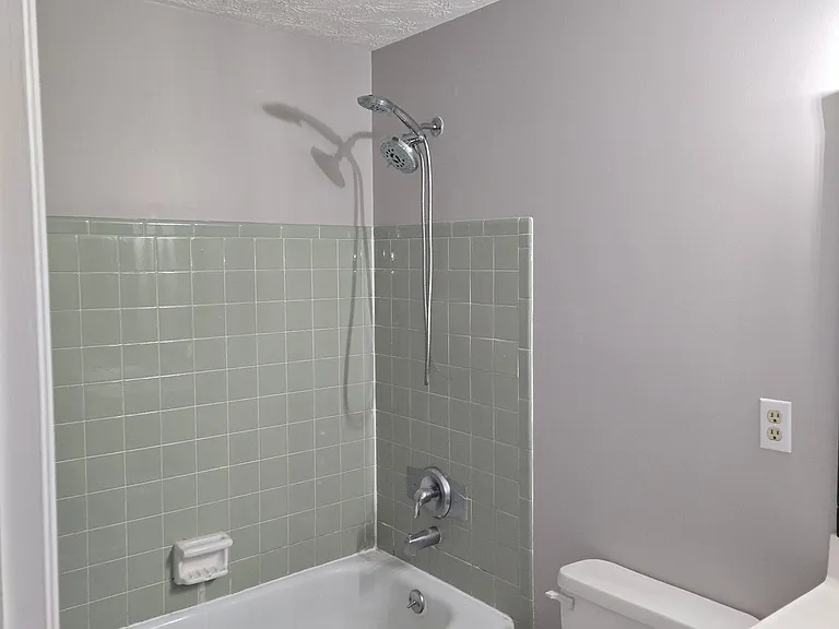 2724 Jupiter Dr — Photo 3