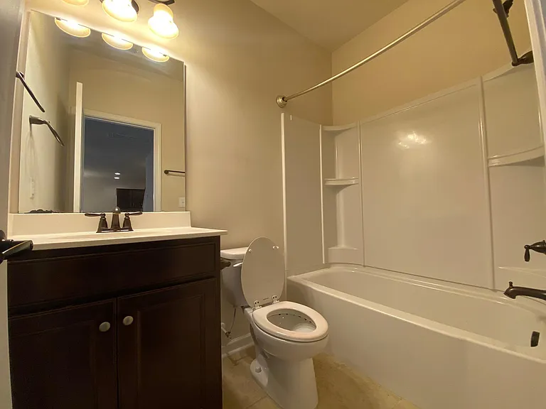 4312 Auburn Hills Dr — Photo 16