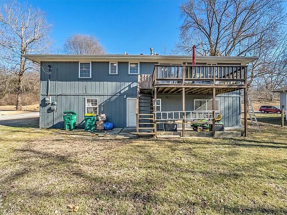 4th image of 702 Lakewood Rd