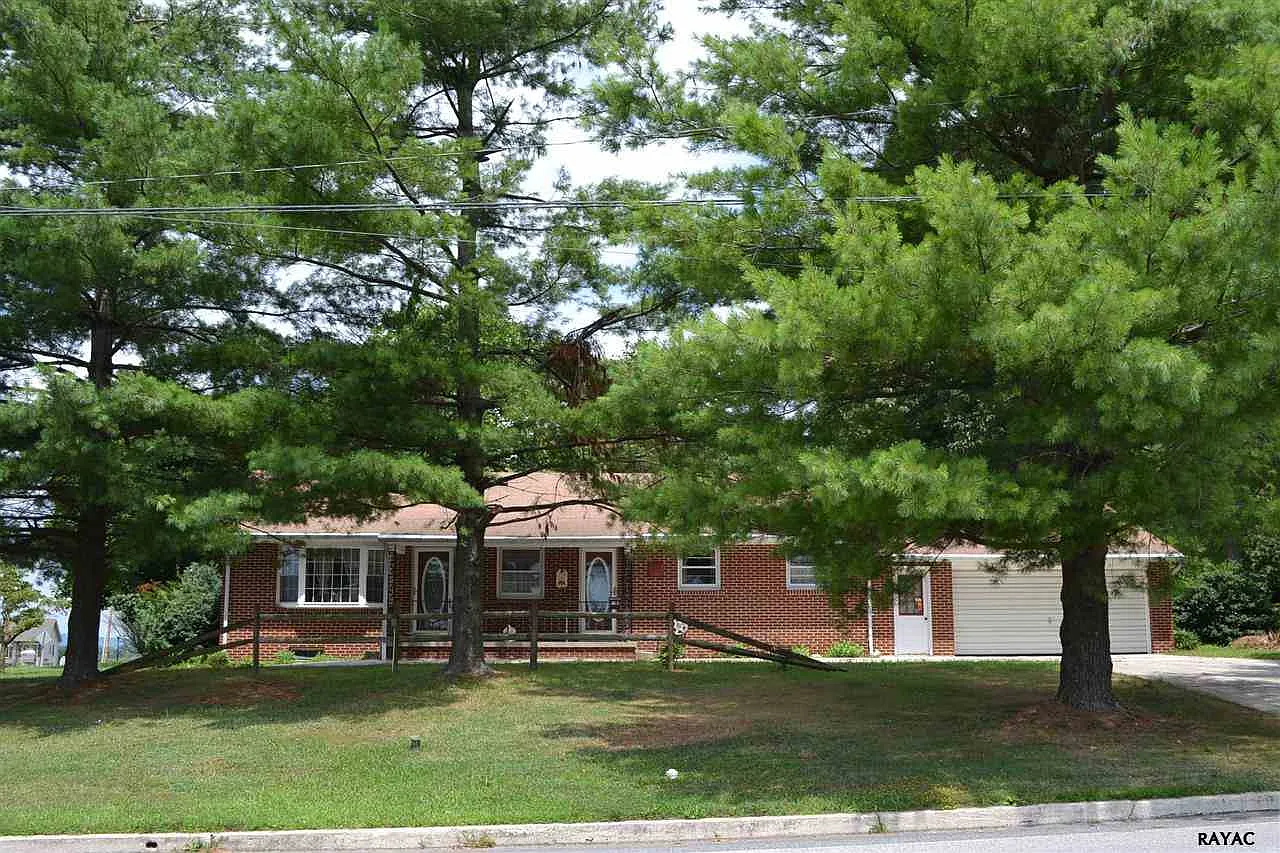 4655 Grandview Rd photo 1