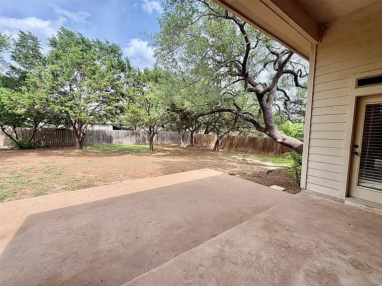 15210 Falcon Dr — Photo 16