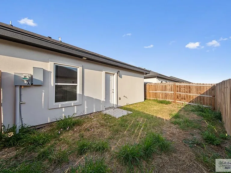 2425 N Valley Cir #A — Photo 16