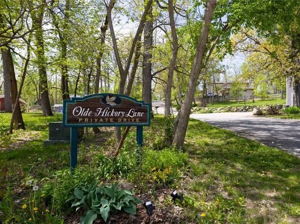 3512 Olde Hickory Ln NW, Cedar Rapids, IA 52405