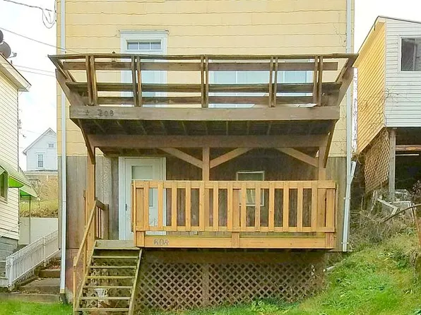 608 6th St, Charleroi, PA 15022