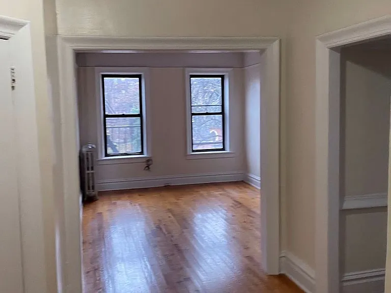 343 Fairmount Ave — Photo 26