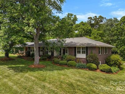 2410 Armstrong Park Dr, Gastonia, NC, 28054