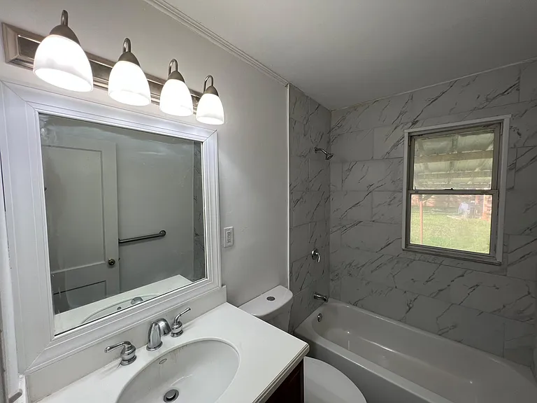 2113 Jennie Linn Dr — Photo 11