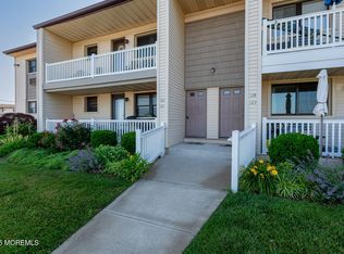 122 Wharfside Dr, Monmouth Beach, NJ 07750
