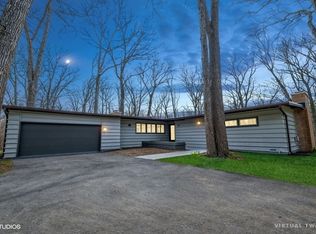 640 Sherry Ln, Riverwoods, IL 60015