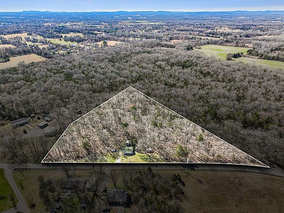 5th image of 4025 Leanna Rd