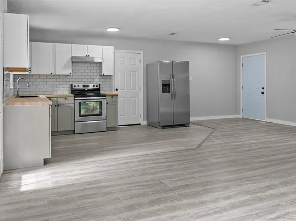 22 S Srant Dr, Pensacola, FL 32506