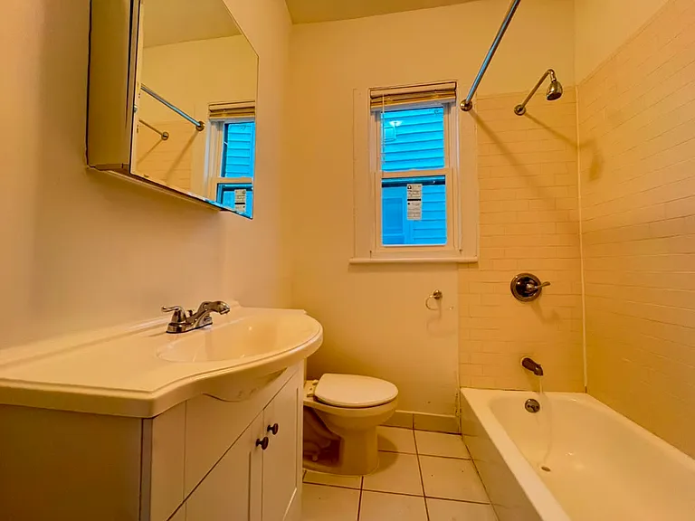 211 Myrtle Ave #2 — Photo 7