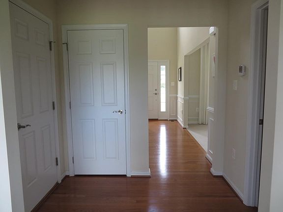5th image of 42995 Baywood Pl