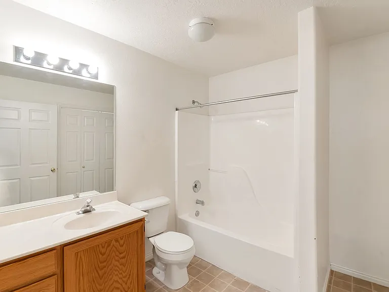 1295 W 1480 N — Photo 16