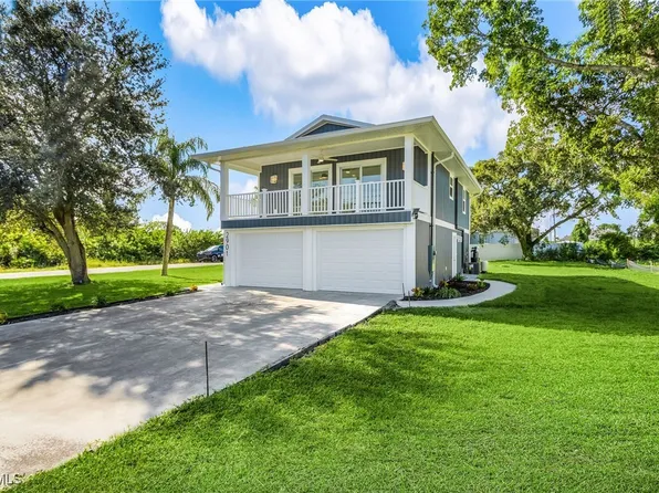 2901 10th St SW, Lehigh Acres, FL 33976