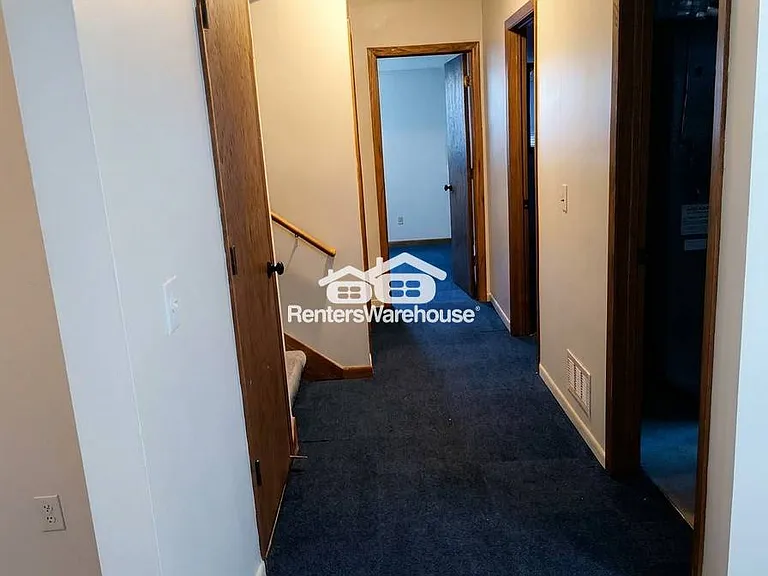 9638 172nd St W — Photo 13