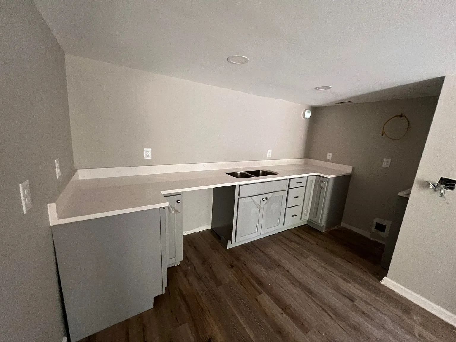 1 bed, 700 sqft, $1,150 — Photo 3