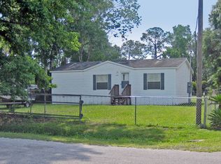24102 Bobcat Rd, Astor, FL 32102