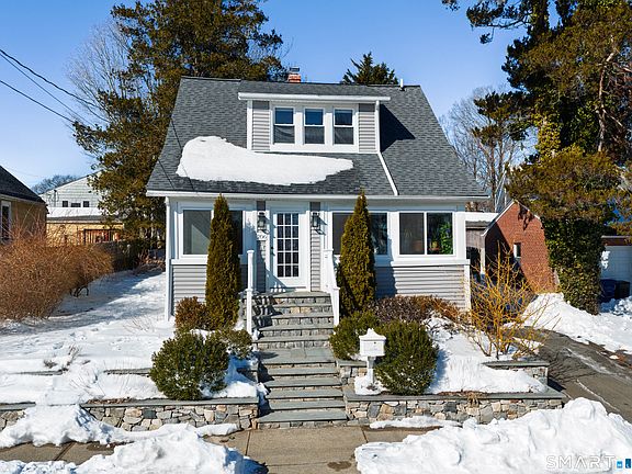3rd image of 206 Highland Avenue