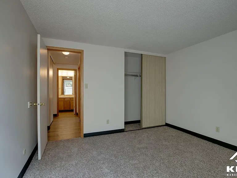 3304-3601 Jeffrey St — Photo 12