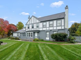 5570 Grand Traverse Ln, Portage, MI 49024