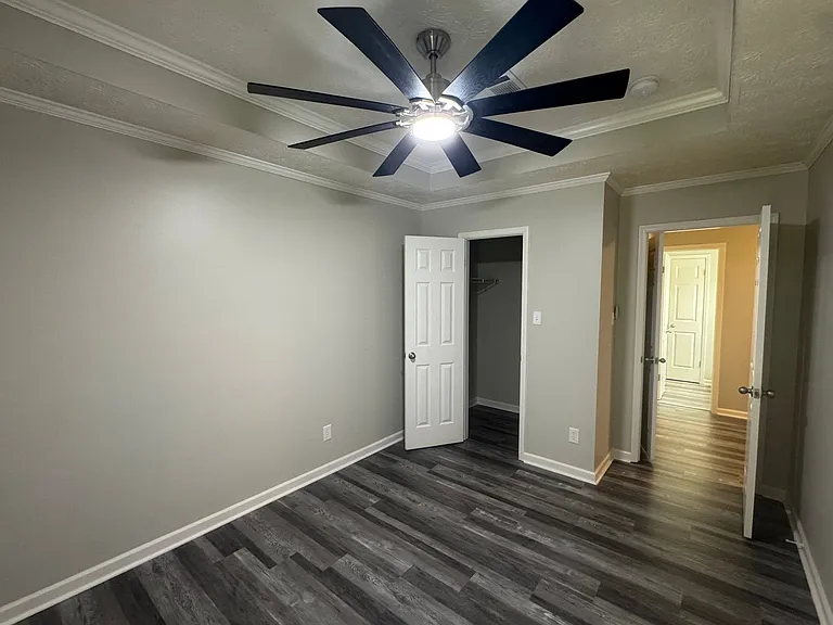 137 Hillabee Ct — Photo 35