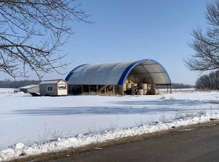 7668 Oak Hill Rd, Omro, WI 54963