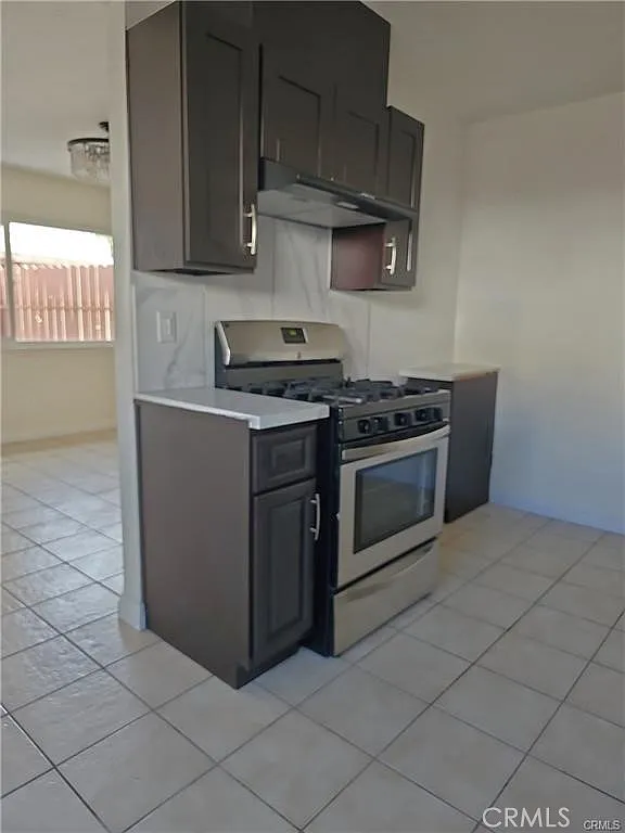 2 bed, 850 sqft, $2,600 — Photo 3