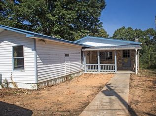 661 Wells Rd, Brasstown, NC 28902