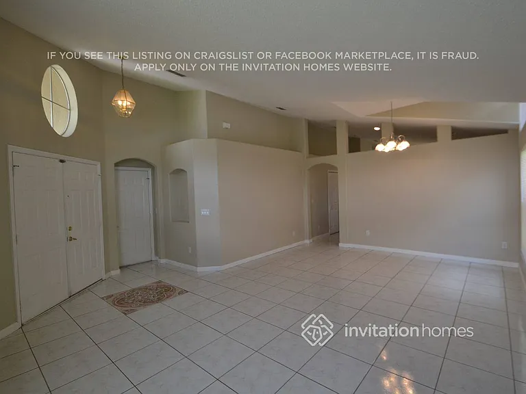 2330 Lily Pad Ln — Photo 3