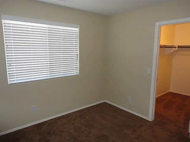 206 S 151st Ave — Photo 18