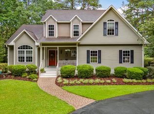 141 Lakeview Dr, Whispering Pines, NC 28327