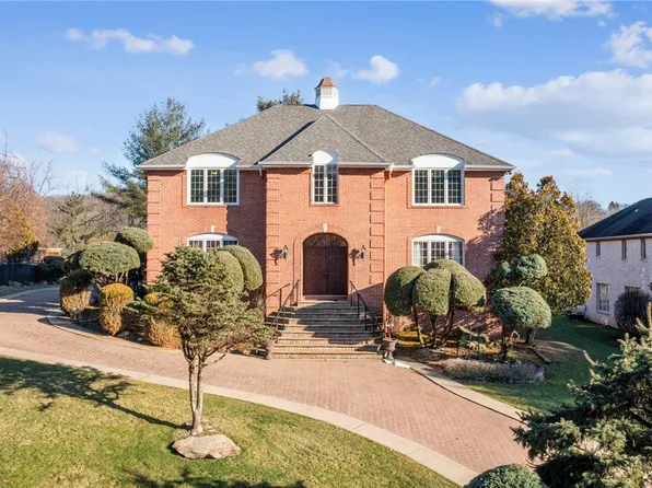 3905 Ridgemont Ct, Murrysville, PA 15668