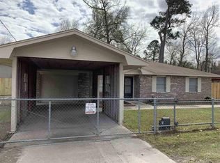 745 W Park St, Vidor, TX 77662