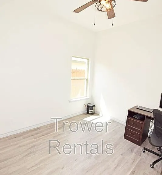 8650 Fortuna Ct — Photo 32