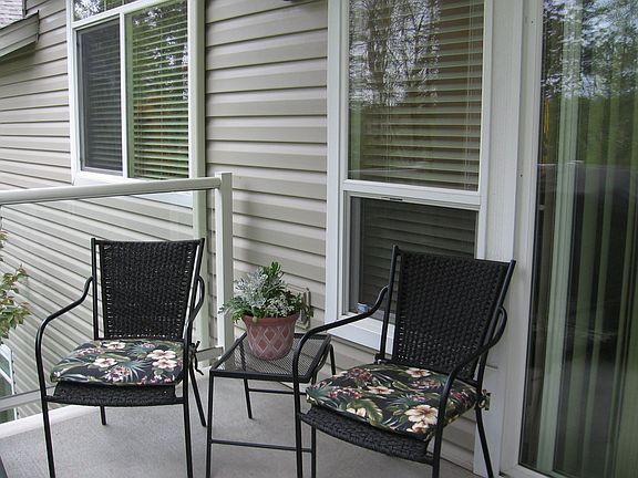 Private back deck